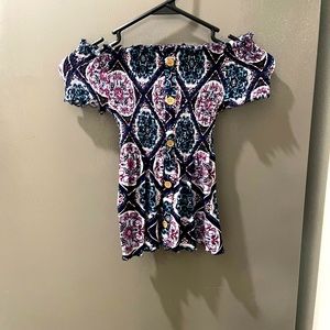 Stretchy Versatile Top - Women’s small